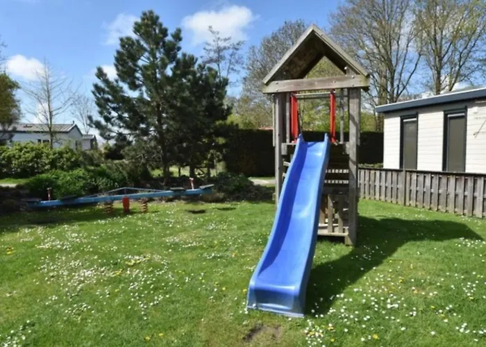 Mooi Nabij Ouddorp In Üdülőpark *