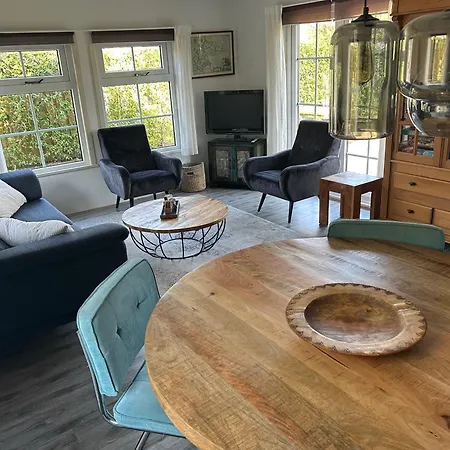 Mooi Nabij Ouddorp In Parque de vacaciones Goedereede